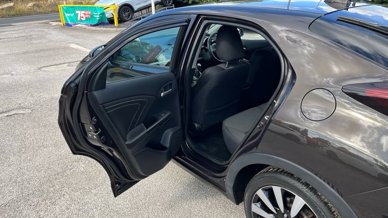 2017 Honda Civic 1.8 i-VTEC SE Plus 5dr [Nav] Petrol Hatchback Hatchback Petrol Manual