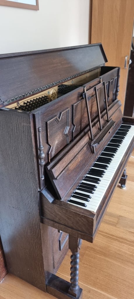 Collard and Collard upright piano 