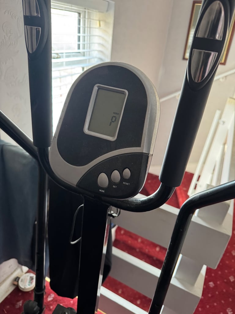 image for Cross trainer