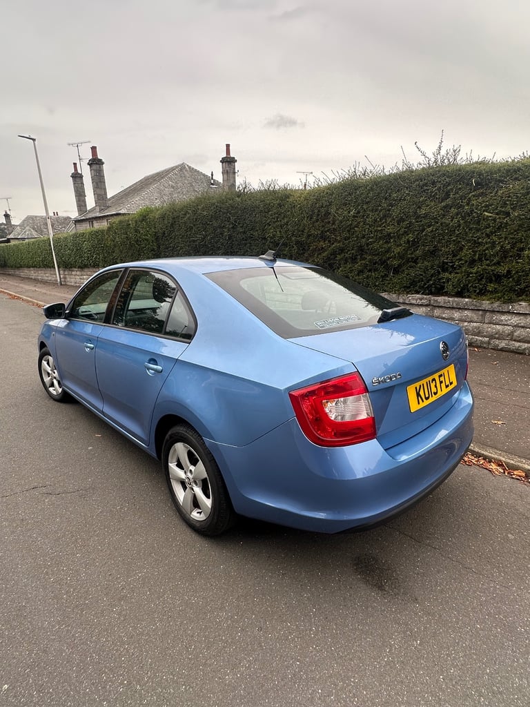 Skoda, RAPID, Hatchback, 2013, Manual, 1598 (cc), 5 doors