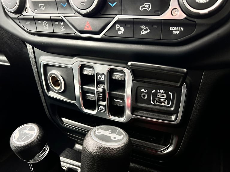 2020 Jeep Wrangler 2.2 MultiJetII Sahara SUV 4dr Diesel Auto 4WD Euro 6 (s/s) (200 ps) CONVERTIBL...