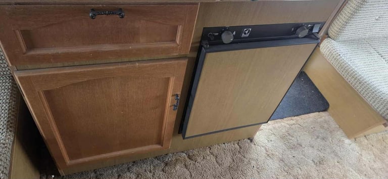 Abi ace marauder 5 birth caravan 