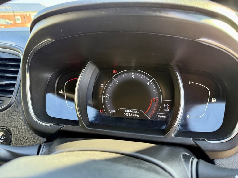 RENAULT GRAND SCENIC 1.6 Dynamique Nav dCi 130 2017