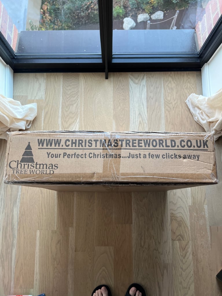 Christmas Tree (6ft), Decorations & storage - brand new never used RRP £200