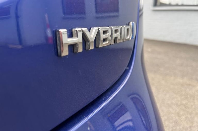 2022 Toyota Yaris Cross 1.5 Hybrid Icon 5dr CVT, Parking sensors, Media Screen, Sat Nav, Multifun...