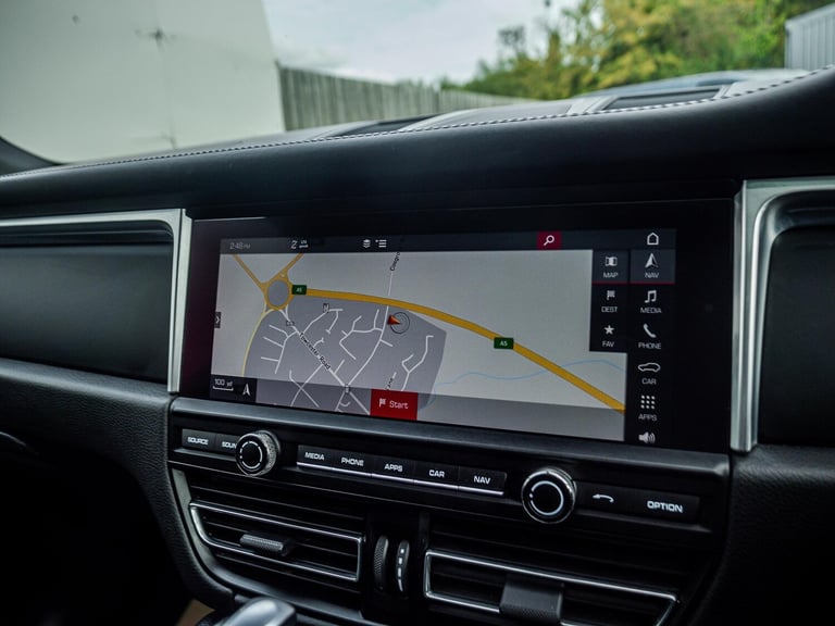  Porsche Macan 2.0T PDK 4WD Euro 6 (s/s) 5dr Petrol Automatic