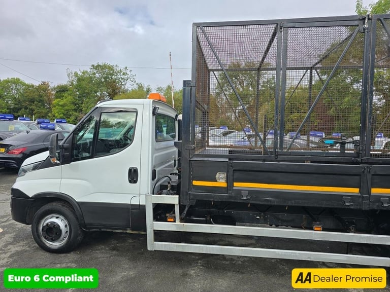 2019 Iveco Daily 3.0D HPI 65C caged Tipper in white, 45,000 miles, 1 owner, Euro 6 ULEZ, 6-s TIPP...