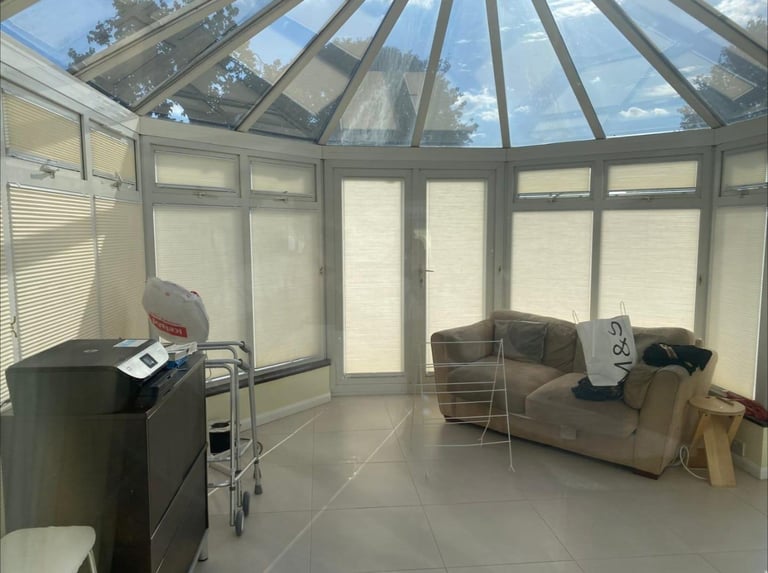 Amazing Room for Female to House share with Single Landlady