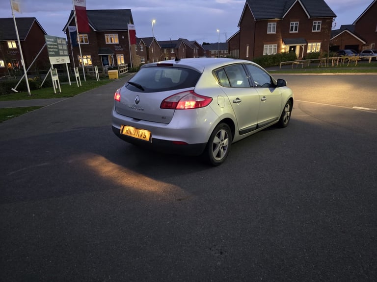 Renault, MEGANE, 2010, Manual, 1461 (cc), 5 doors