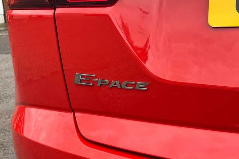 2020 Jaguar E-Pace 2.0 D180 Chequered Flag SUV 5dr Diesel Auto AWD Euro 6 (s/s) (180 ps) SUV Dies...