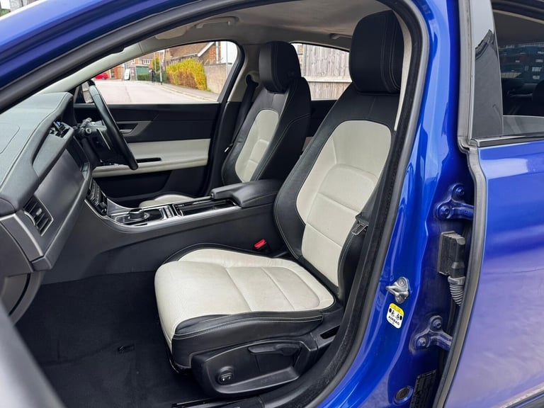 2018 Jaguar XF 2.0d R-Sport Auto AWD Euro 6 (s/s) 4dr SALOON Diesel Automatic