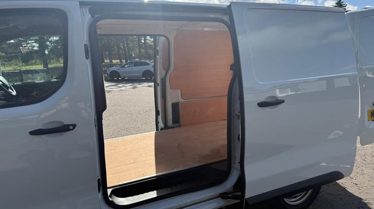 PEUGEOT EXPERT 1.5 BlueHDi 1000 Professional Premium + 2023