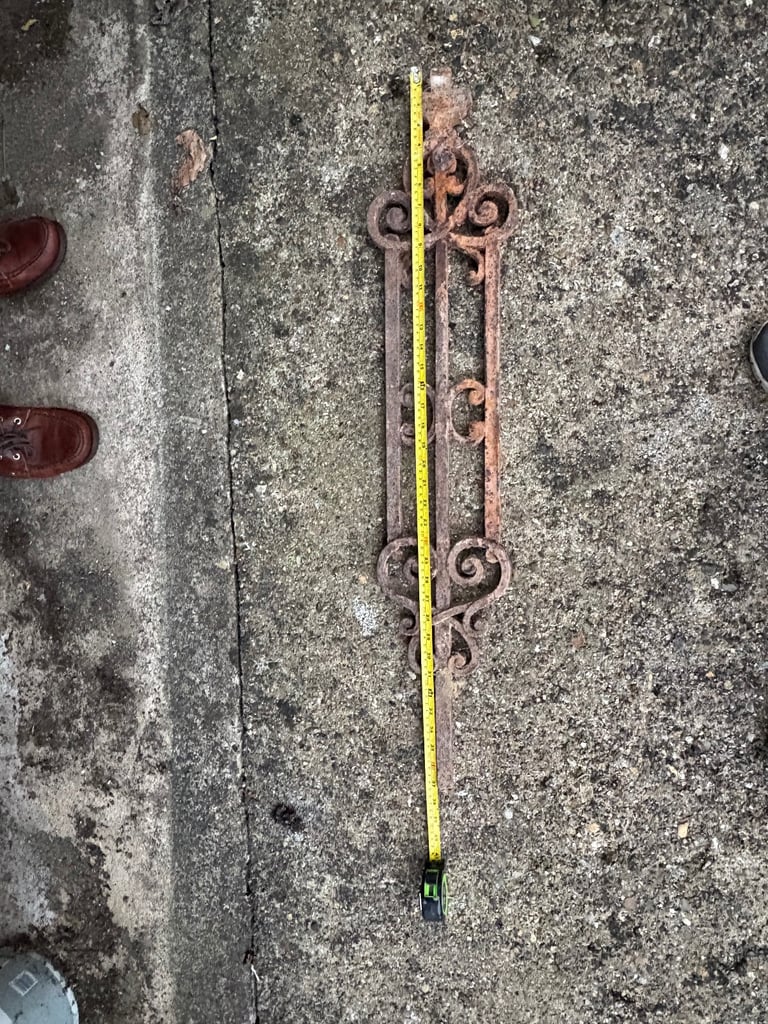 11 Victorian railings 