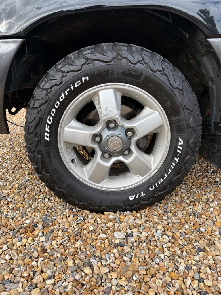  Toyota Land Cruiser Amazon 4.2 TD SUV 5dr Diesel Automatic (282 g/km, 201 bhp) Diesel Automatic