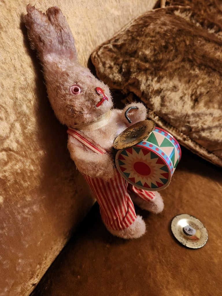 VINTAGE 1950s WIND-UP BUNNY - the Energiser Bunny! | in Quedgeley ...