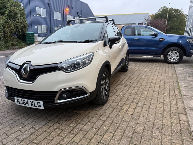 Renault, CAPTUR, Hatchback, 2014, Manual, 1461 (cc), 5 doors