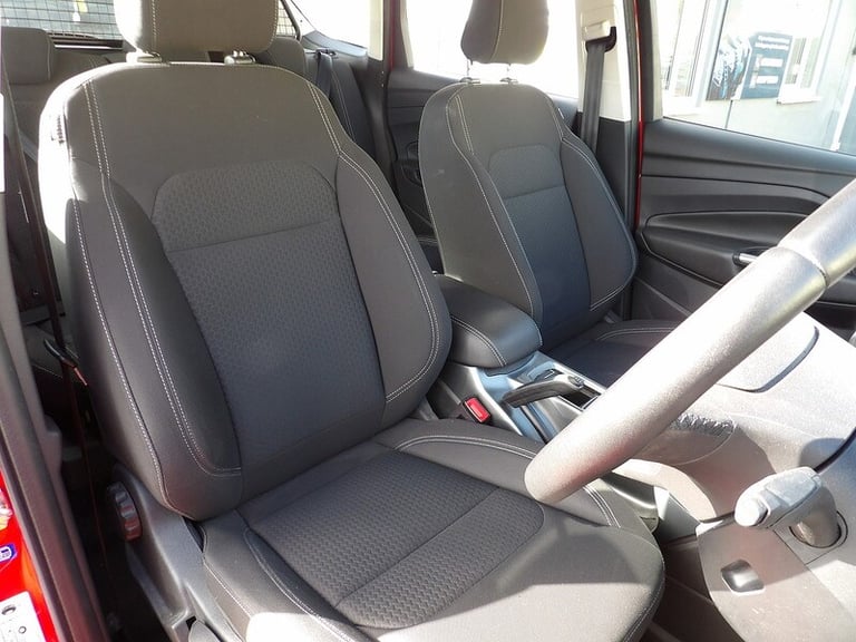 2018 Ford Kuga 2.0 TDCi Zetec 5dr HATCHBACK DIESEL Manual