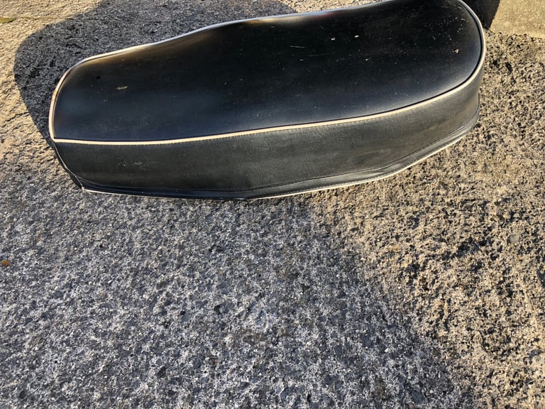 Norton dominator motorcycle seat 