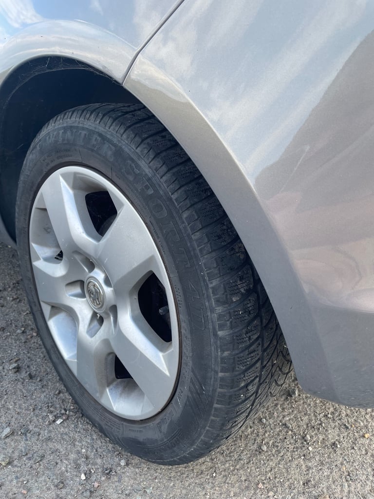 Opel Meriva LHD low miles
