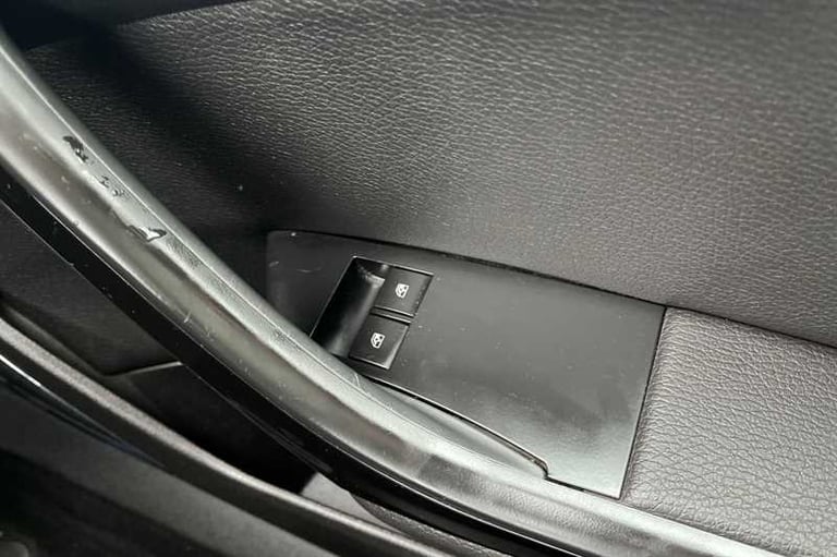 2015 Vauxhall Astra GTC 2.0 CDTi SRi Coupe 3dr Diesel Manual Euro 5 (s/s) (165 ps) Coupe Diesel M...