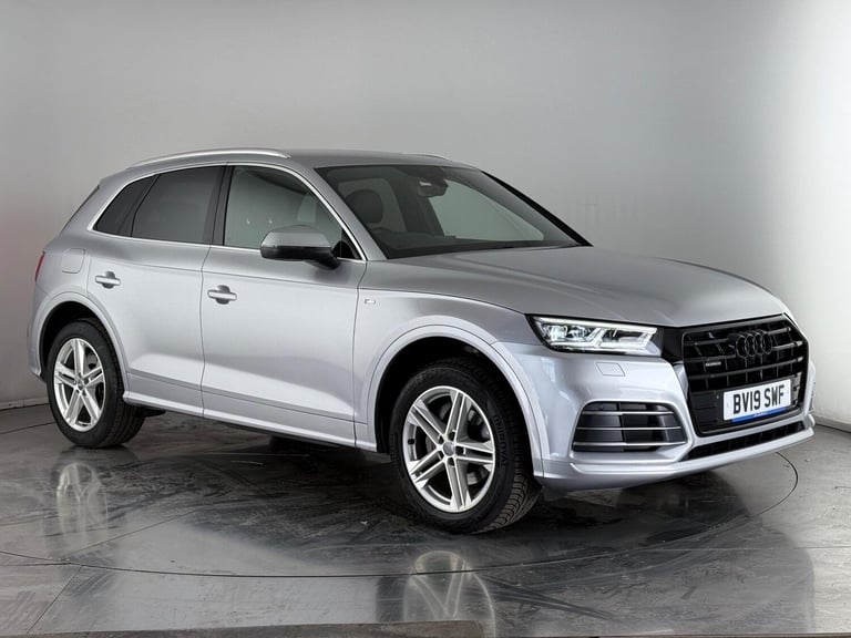 image for  Audi Q5 2.0 TDI 40 S line S Tronic quattro Euro 6 (s/s) 5dr Diesel Automatic