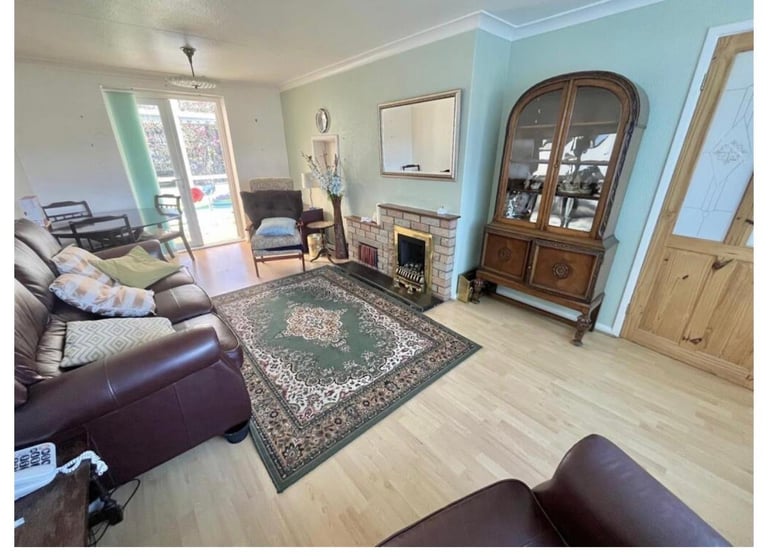 2 bedroom house for rent 