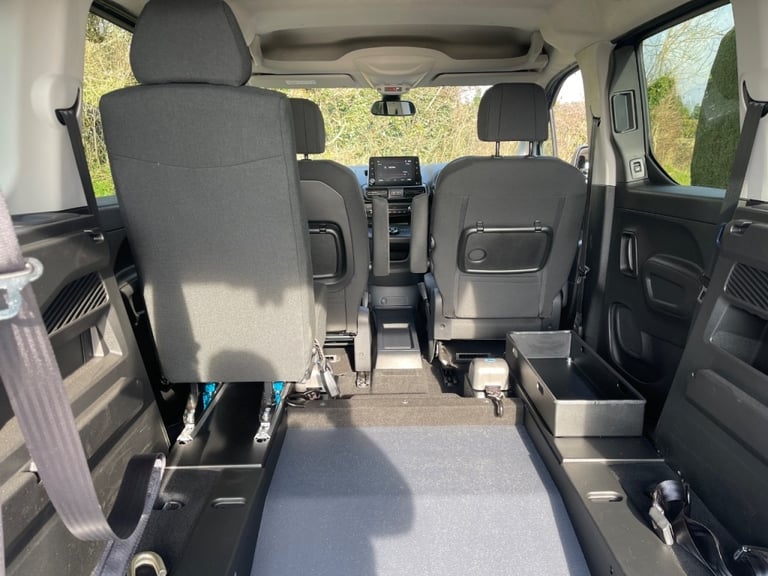  Vauxhall Combo-life 1.2 Turbo 130 SE 5dr AUTOMATIC WHEELCHAIR ACCESSIBLE