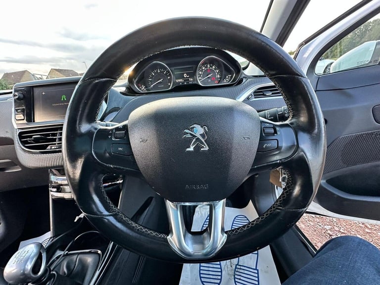 PEUGEOT 2008 1.5 BlueHDi Allure Premium Euro 6 (s/s) 5dr 2018