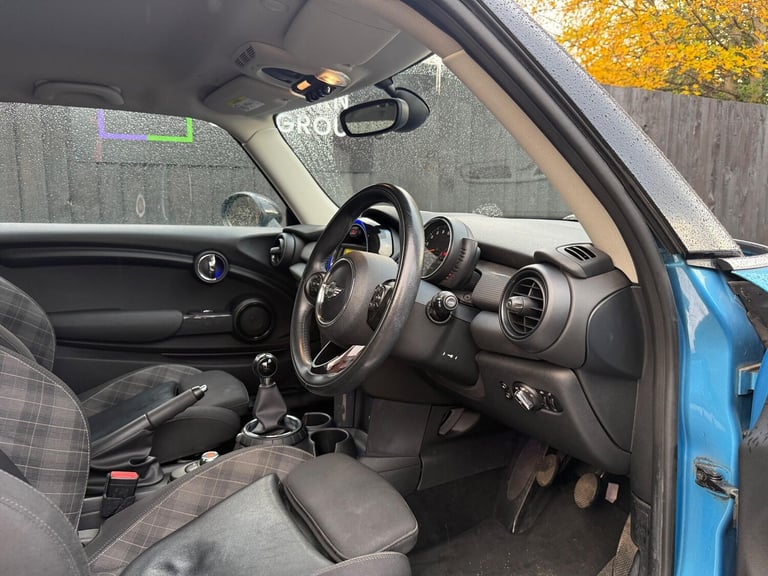 2015 MINI Hatch 1.5 Cooper Euro 6 (s/s) 3dr HATCHBACK Petrol Manual