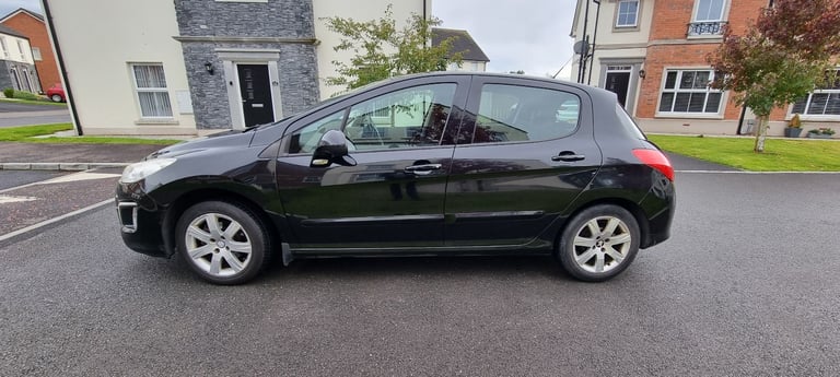 Peugeot, 308, Hatchback, 2012, Manual, 1560 (cc), 5 doors
