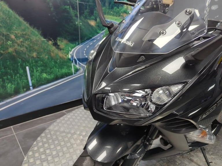 KAWASAKI Z1000SX