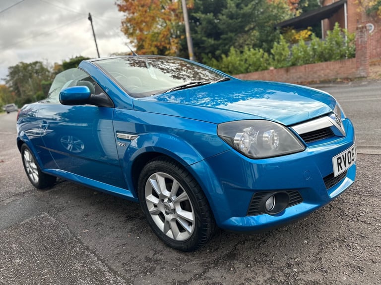2005 Vauxhall Tigra 1.8i 16V Sport 2dr CONVERTIBLE Petrol Manual