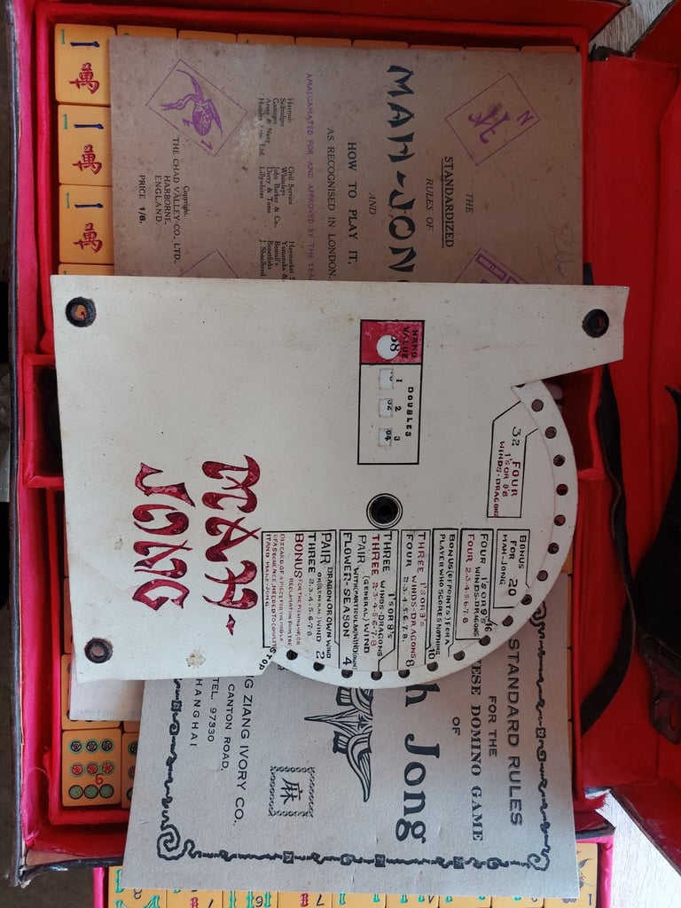  Vintage Mahjong set 1924