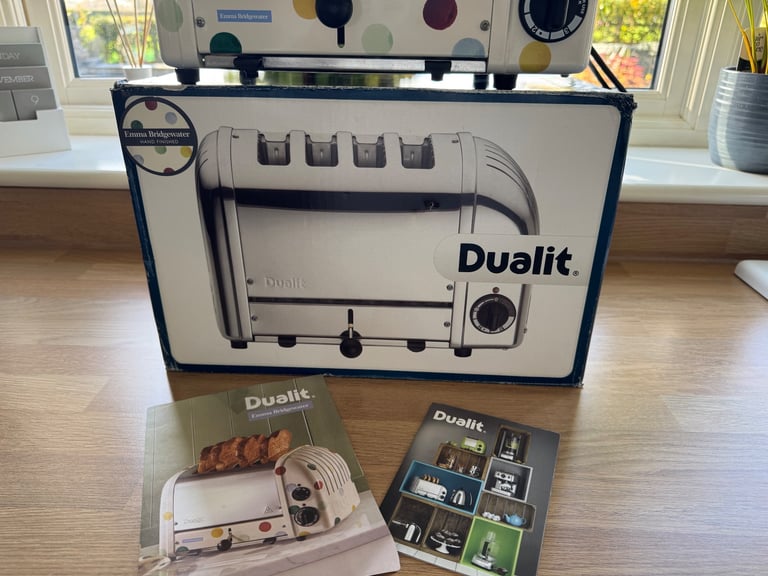 image for Emma Bridgewater Polka Dot Dualit toaster