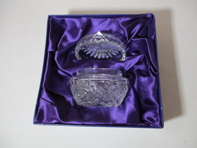 Vintage Edinburgh Crystal Lidded Trinket Box. 