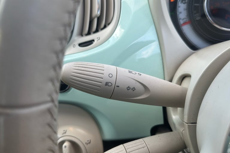  Fiat 500 1.2 Lounge Hatchback 3dr Petrol Manual Euro 6 s/s 69 Bhp Petrol