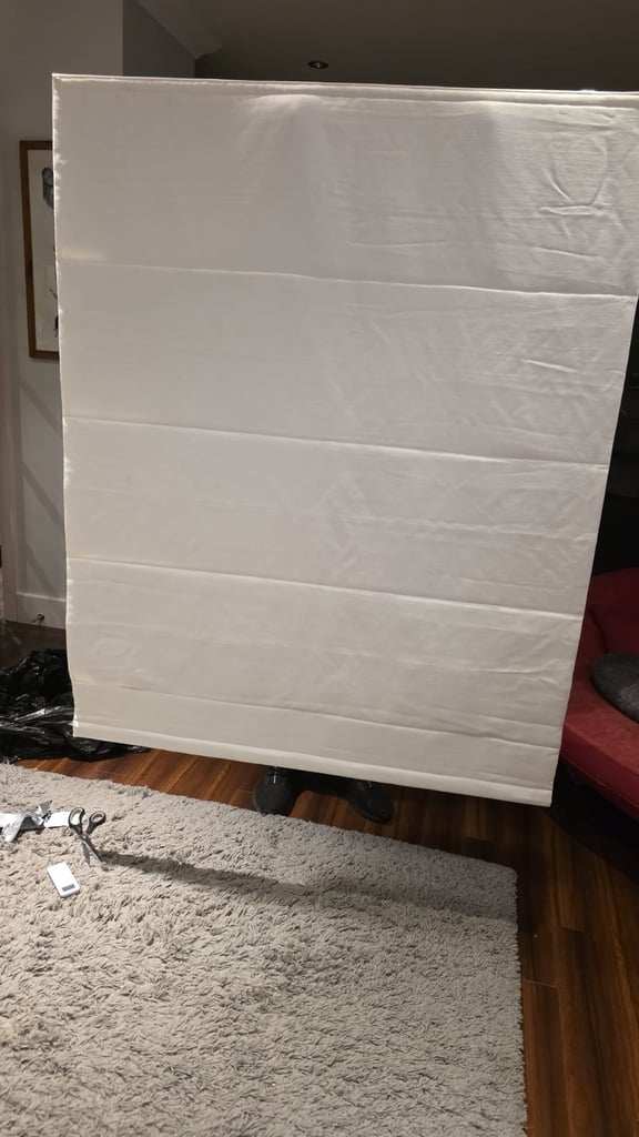 image for Deluxe Roman blind Jolie Pearl with remote