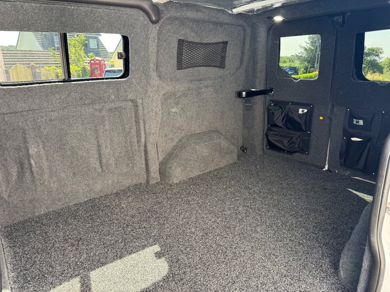 Ford Transit. Custom 2.0 300 Ecoblue Part Camper