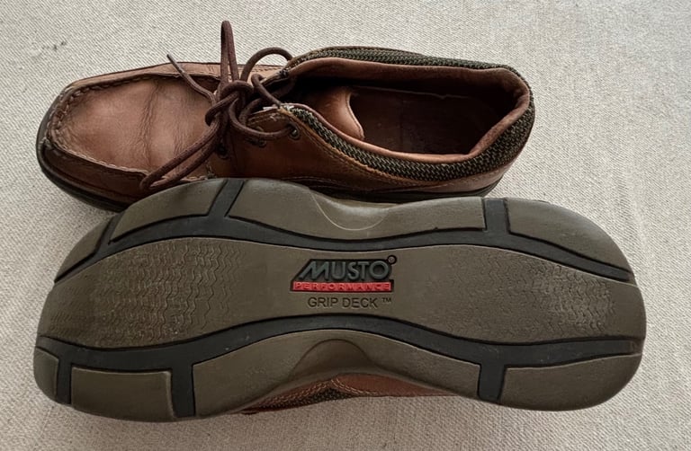 image for Men’s MUSTO Grip Deck shoes
