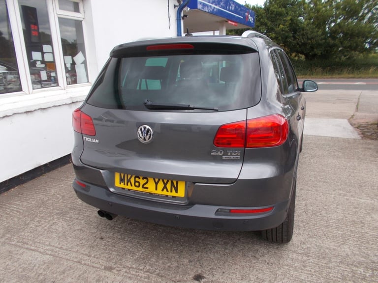 2012 Volkswagen Tiguan 2.0 TDi BlueMotion Tech SE 5dr ESTATE Diesel Manual