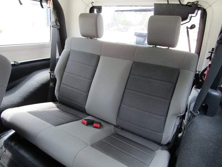  Jeep Wrangler  3.8 V6 SOFT TOP TRAIL RATED 4X4 3DR LHD 4x4 Petrol Manual