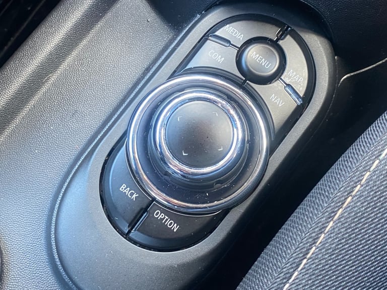 2021 MINI Hatch 1.5 Cooper Classic Auto 3dr - Apple CarPlay &amp; Sat Nav &amp; Cruise Control HA...