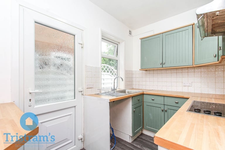 2 Bed House DE24 (URGENT)