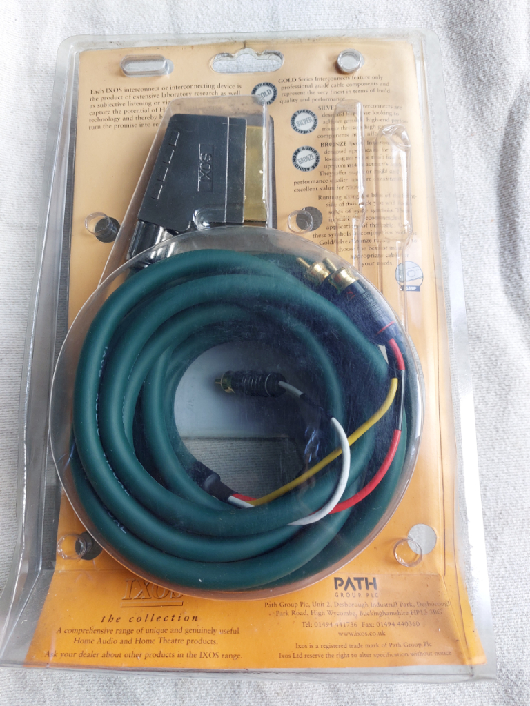 IXOS Scart to 3 RCA cable
