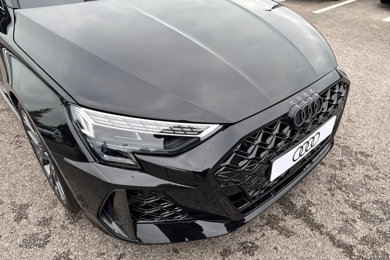2025 Audi RS3 2.5 TFSI Carbon Vorsprung S Tronic quattro Euro 6 (s/s) 4dr Saloon Automatic