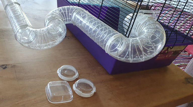 Hamster/mouse cage plus accessories