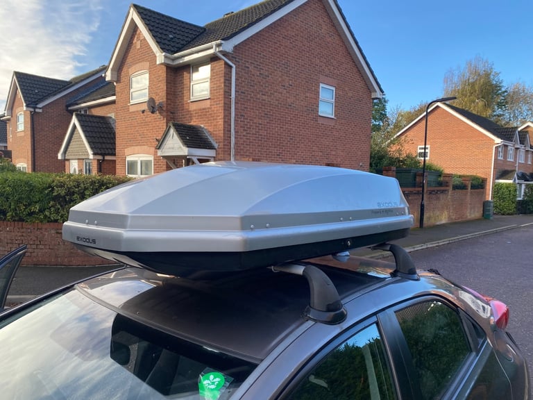 Halfords Exodus 470 litre Roof Box Thule 