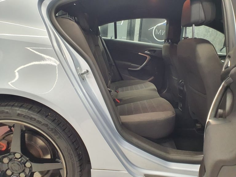 2013 Vauxhall Insignia 2.0 CDTi SRi Vx-line Nav [160] 5dr HATCHBACK DIESEL Manual