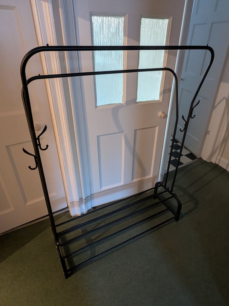 Clothing rail 