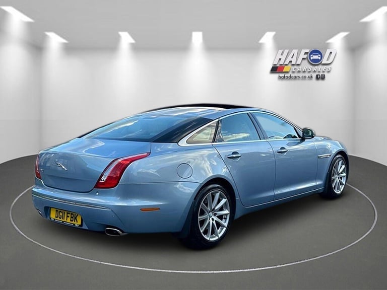 2011 Jaguar XJ D V6 PREMIUM LUXURY Saloon Diesel Automatic